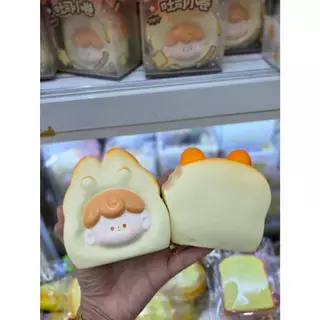 ของเล่นบีบมือ​ ส​กุชชี่​ Squishy​ ขนมปังโทสต์​ เด็กชายสุดน่ารัก​