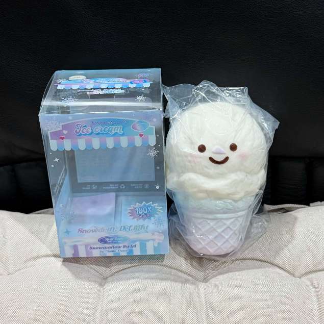 (ของแท้/มือ1) Lisa Snowman Ice Cream Squishy สี limited สกุชชี่ลิซ่า ไอศกรีมสโนว์แมน หอม นุ่ม สโลว์