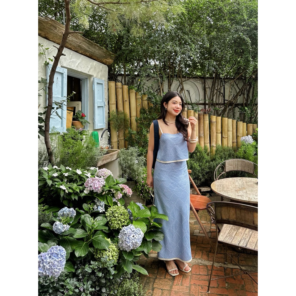 Nadia blue set ชุดเซทผ้าลินินลายฟ้า ; everydaylookk store