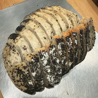 Sourdough ขนมปังซาวโดว์ ยีสต์ธรรมชาติ100% เปรี้ยวละมุน หลังอบ590g