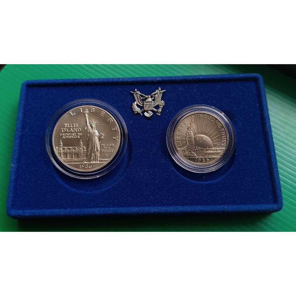 United States Statue of Liberty Silver Dollar & Ellis Island Half Dollar 1986-PD/One Dollar #เนื้อเง