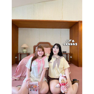 (🎀shopee video & liveมีส่วนลด+ส่งฟรี🎀) เสื้อยืดสาวอวบอ้วนผ้ายูนิ้วโคล่ แต่งสก็อต น่ารักมาก ตรงช่วงอกมีน้องดาว2ดวง(38-50)