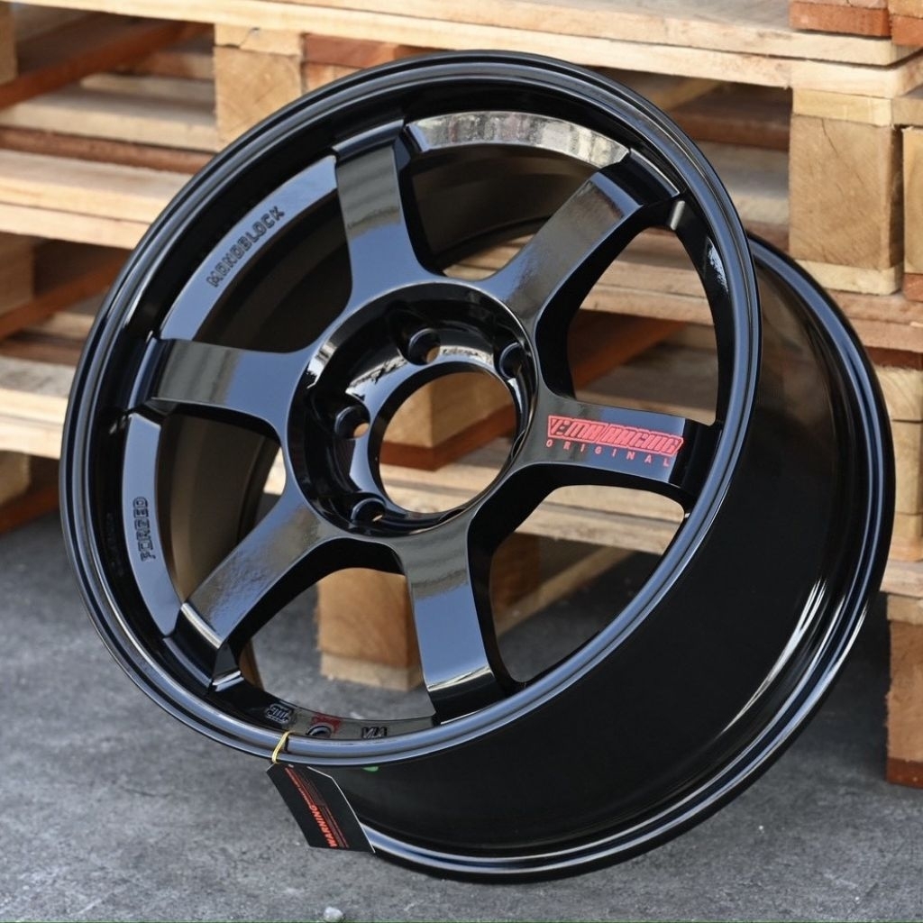 (4วง) TE37 ขอบ18 6/139 กว้าง8.5 et.35 flowforming Emotion R