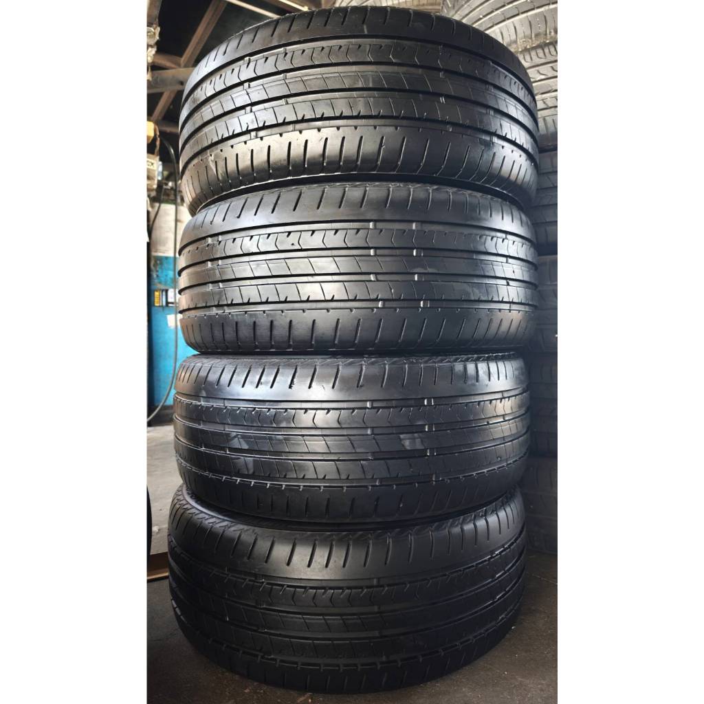 ยางมือสอง Bridgestone EP300 ขนาด215/50R17 ผลิตDot1823 สภาพ70%(ราคา 4เส้น)
