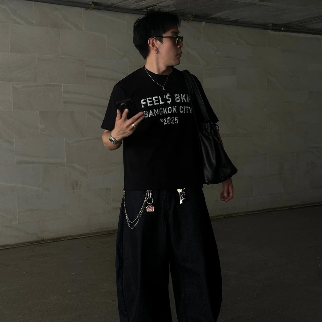 FEEL'S เสื้อยืดครอป ทรง BOXY [ BANGKOK CITY *2025 ] - STREET COTTON 100% คอฟิต MAID IN BANGKOK