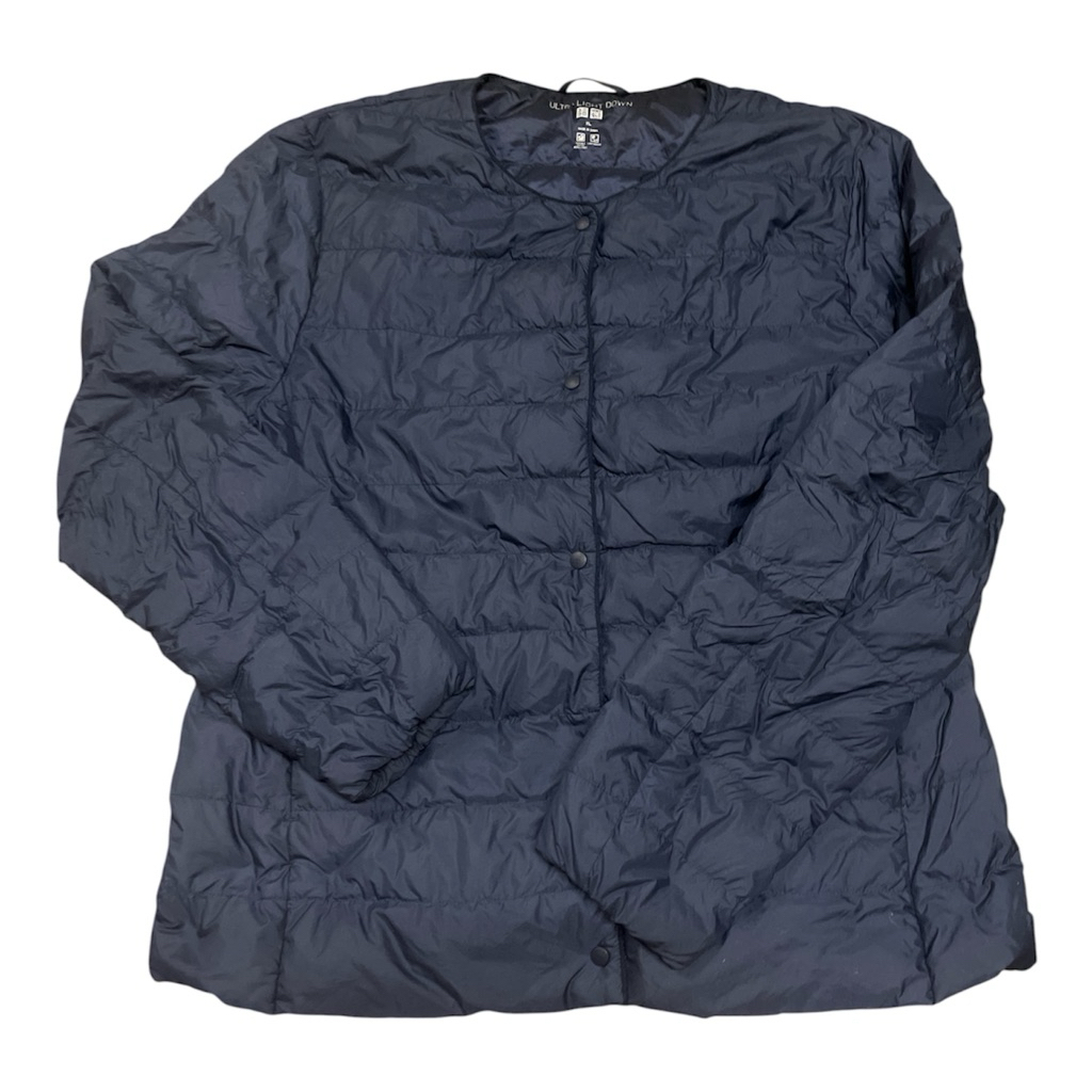 เสื้อขนเป็ดยูนิโคล่ Uniqlo ultra light down สีกรม มือสองสภาพดีมาก