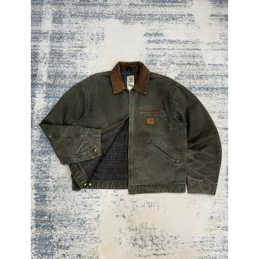 Carhartt Jacket - J97 MOS (06’s) MADE IN THE USA 🇺🇸
