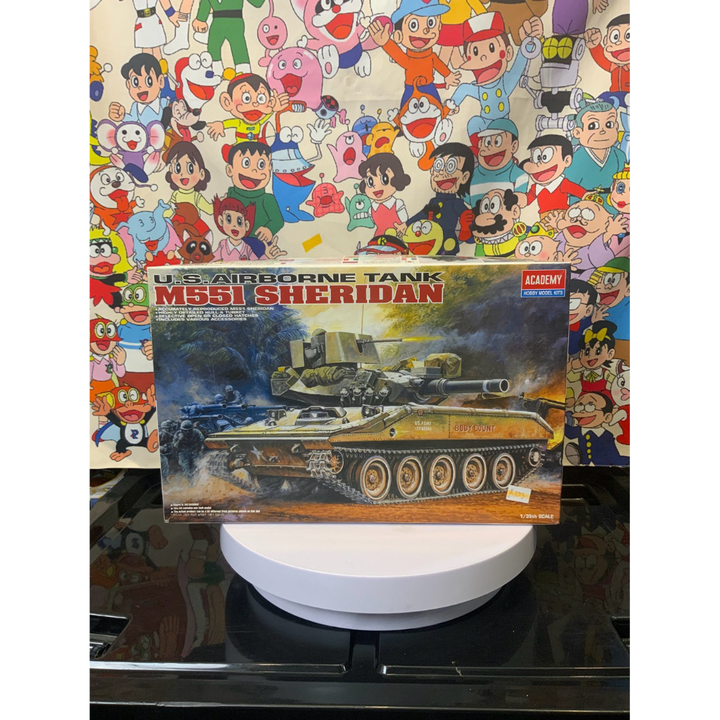 [แท้ มือ 2 🇹🇭 สภาพดี] Academy 1/35 U.S. Airborne Tank M551 Sheridan โมเดลรถถัง อเมริกา