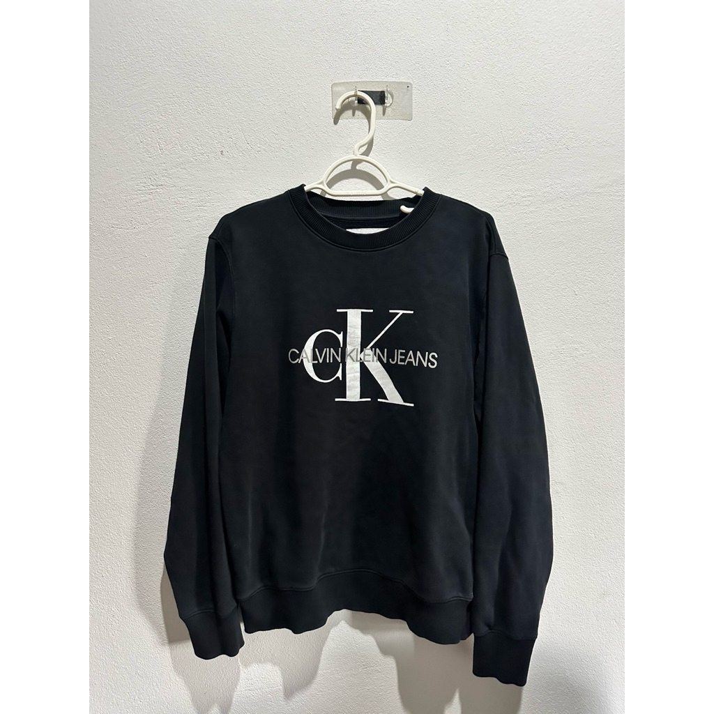 สเวตเตอร์ Calvin Klein มือสองSize M
