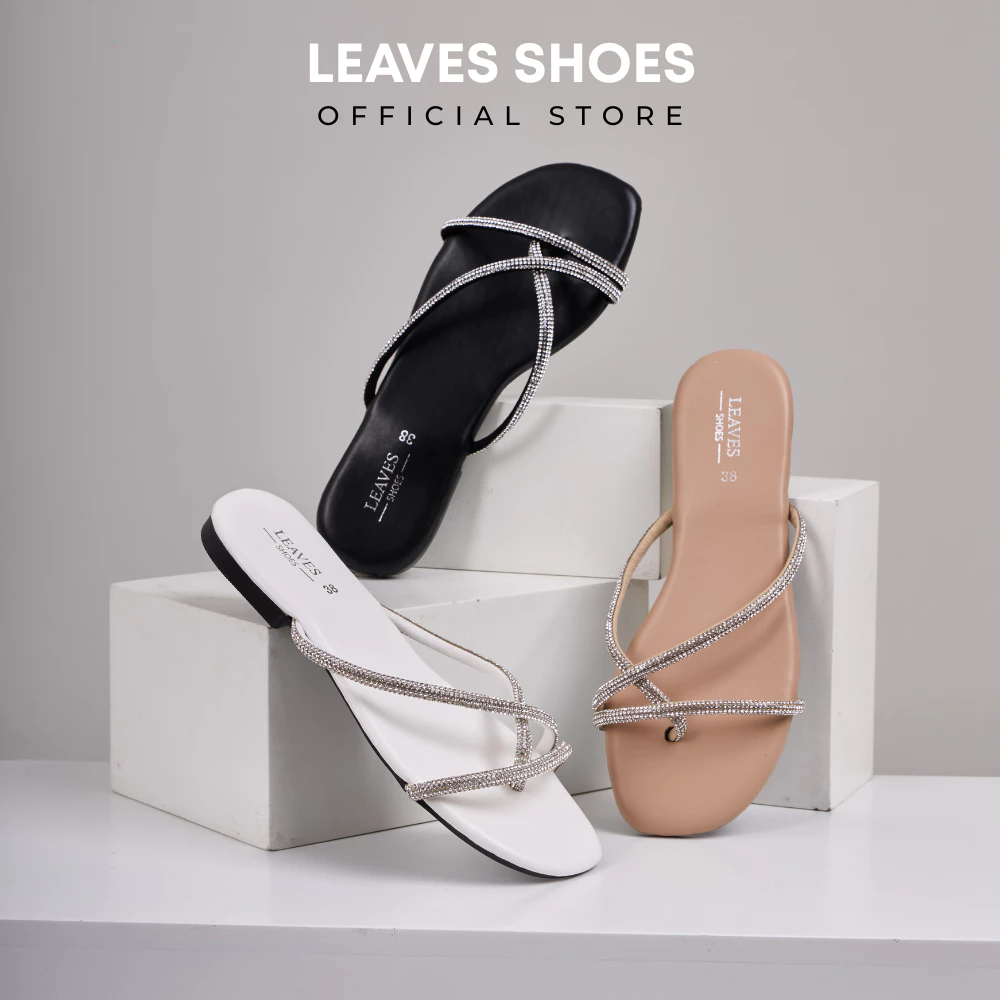 LEAVESSHOES รุ่น GALA รองเท้าแตะแฟชั่นผู้หญิง สายเพชร คริสตัลระยิบระยับ รองเท้าแตะหูคีบ ส้นแบน พื้นนุ่ม ใส่สบาย