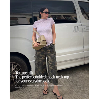 25SUMMER T60 - Crinkled mock neck top เสื้อคอปีนย่น