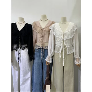 M2250 เสื้อแขนยาวแต่งระบายลูกไม้สุดคิ้วท์ ไอเทมใหม่ที่สาวๆ ต้องมีติดตู้! เสื้อเบลาส์ผู้หญิงแขนยาวทรงพริ้ว