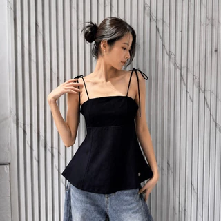 Elise lace cami : KN.Clothes เสื้อสายเดี่ยวผูกไหล่ เย็บตะเข็บหน้า เข้ารูป มีซิปซ่อนด้านข้าง