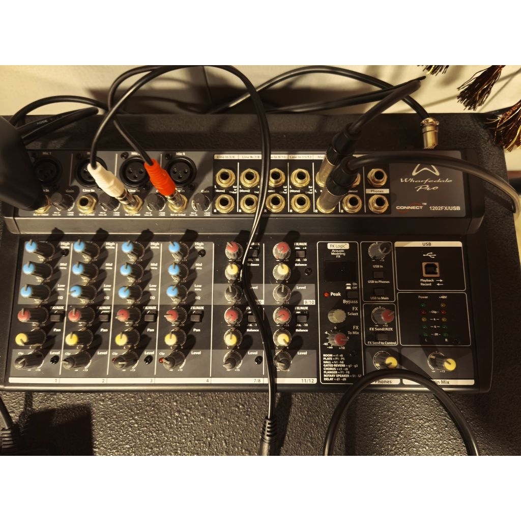 mixer whafedale pro รุ่น 1202fx
