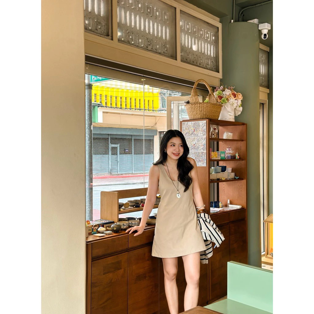 Davi dress เดรสสั้นสไตล์minimal