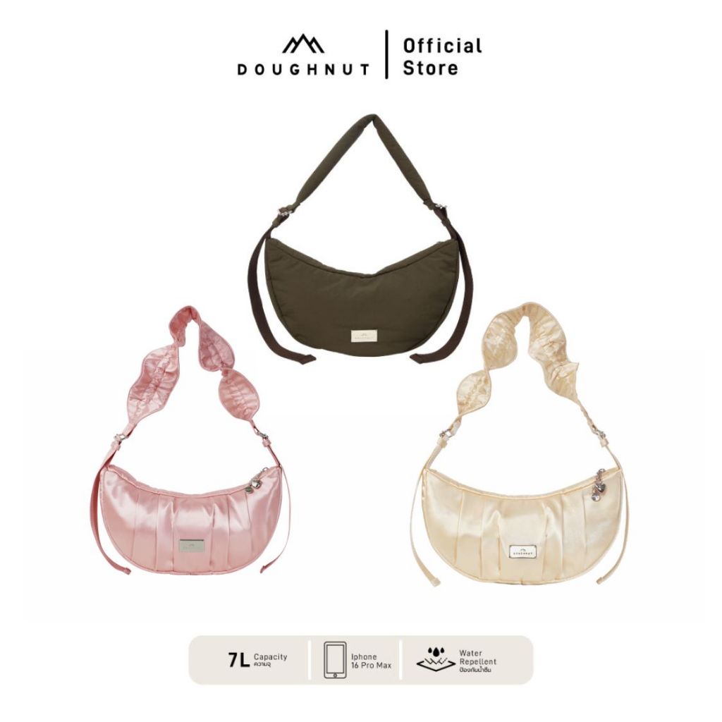 DOUGHNUT รุ่น Eclair Softie Series กระเป๋าเกี๊ยว บุนวม นุ่มฟู น้ำหนักเบา สารพัดช่องจัดเก็บ สายปรับระดับได้