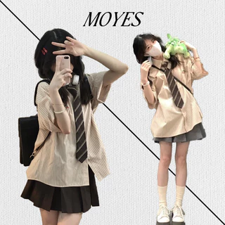 MOYES🔥ในสต็อก💗ใหม่เสื้อเชิ้ตลำลองแขนสั้นลายทางมีสไตล์พร้อมผูกไทและกระโปรงจับจีบ