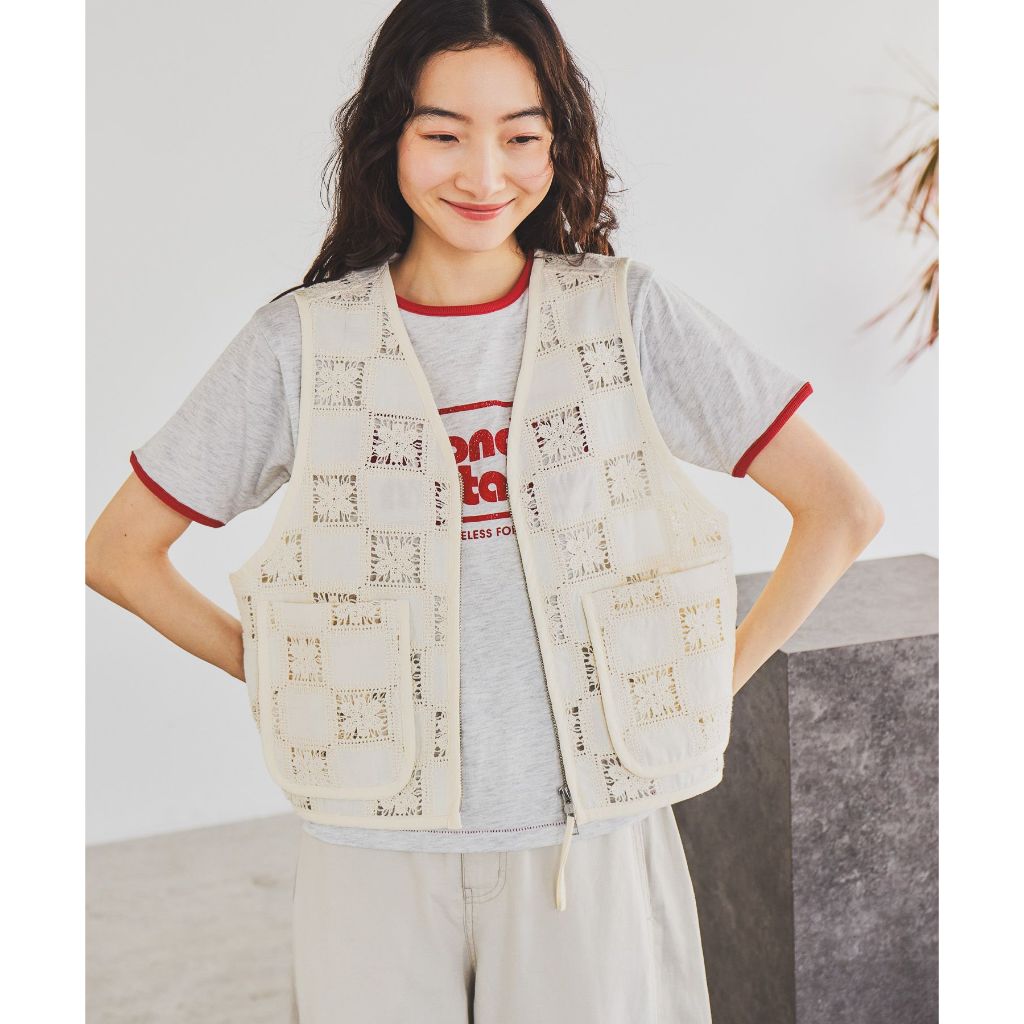 niko and ... เสื้อกั๊กซิปหน้าลูกไม้สไตล์วินเทจ Craft Lace Zip Vest