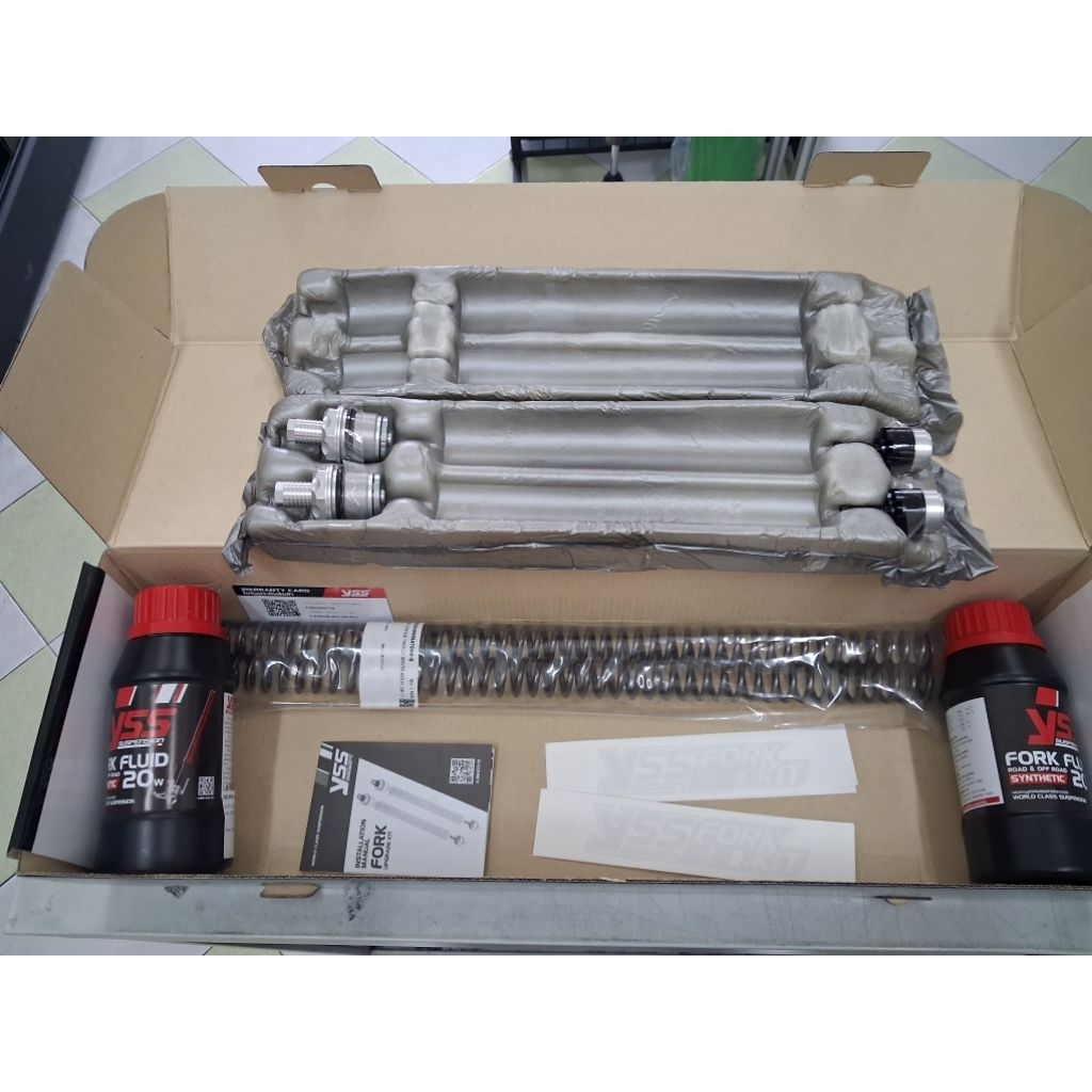 YSS Yamaha SR400 SR 400 Fork Upgrade Kit ของแท้ YSS thailand ** Pre Order **