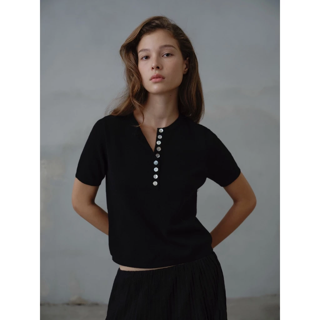 Hounddown - Cika Button Knit Top