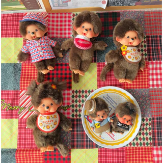 🇯🇵 นำเข้าจากญี่ปุ่น 💖 Monchhichi พวงกุญแจตุ๊กตา Sakura & Monmate ขนนุ่ม ลายดอกไม้ มี 4 แบบ ห้อยกระเป๋าได้ 🎀