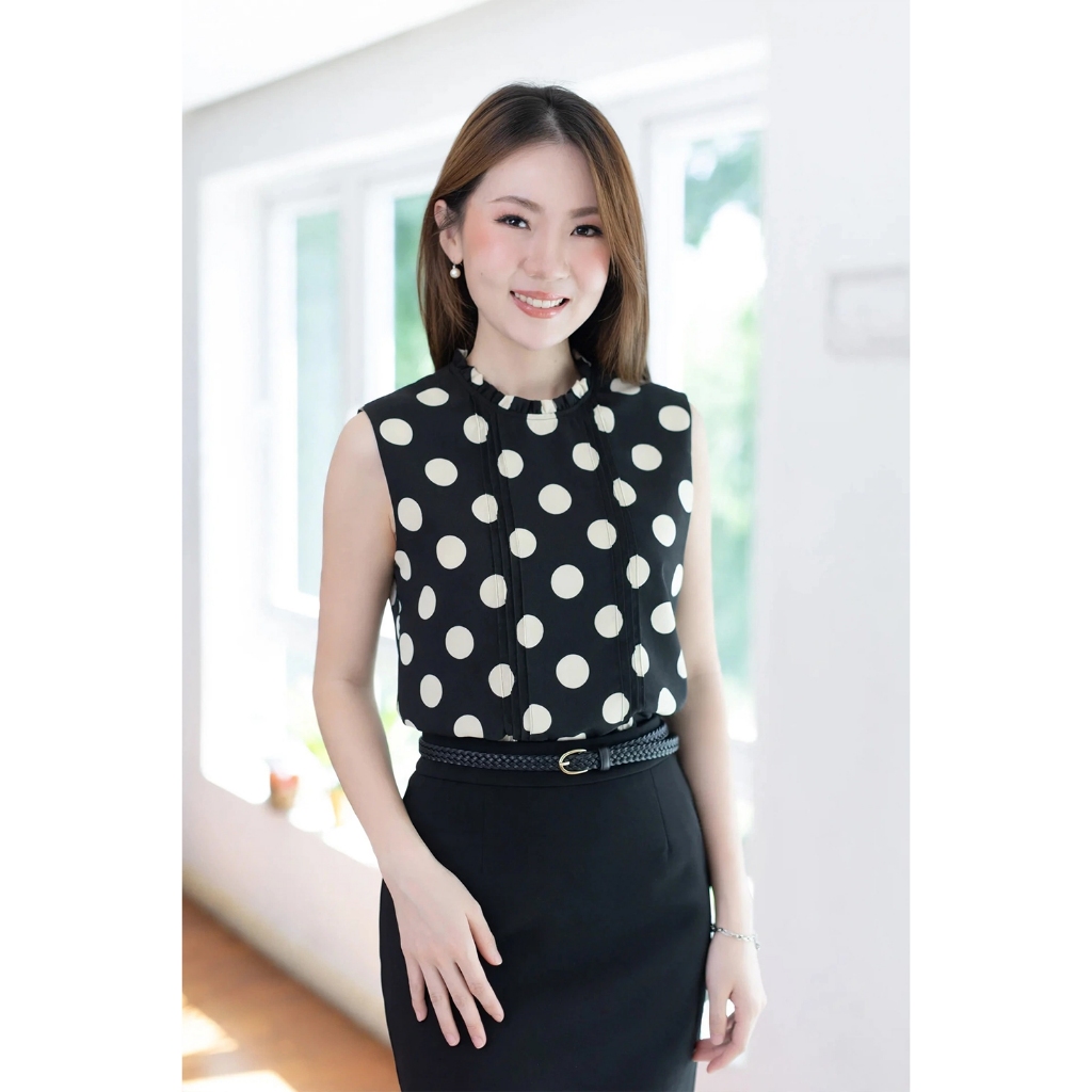 Narinari : MT5700 Ruff Collar Pintuck Sleeveless Blouse