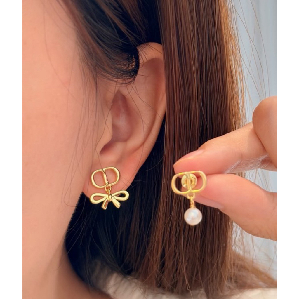 ของแท้ ของใหม่ Dior Earrings Bow ต่างหู