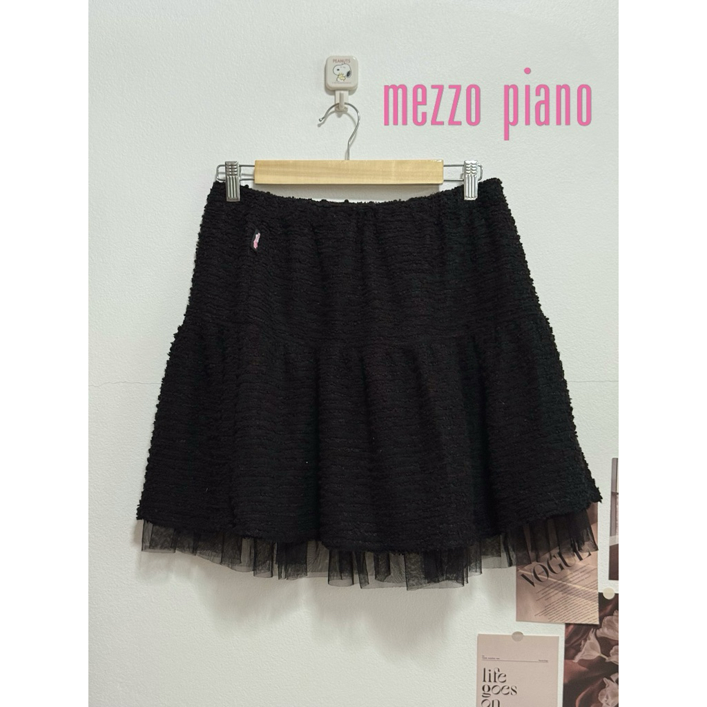 กระโปรง Mezzo piano เอว26-36 ยาว18 สพ40