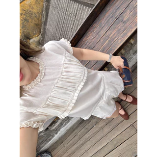 Chambre Top (limited) *รอ 7-10 วัน* แขนสั้นคอกลมแต่งระบาย จับจีบช่วงอก ผ้าซาตินกำมะหยี่