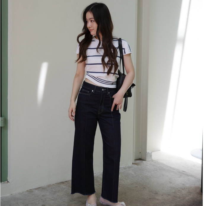 urban apparels | denim ep.1 in tom กางเกงยีนส์ผ้ายืดญี่ปุ่นทรงขากระบอกเต่อ สีเข้มดีเทลตีเกล็ดหน้าใส่พอดีตัวลด-1 size