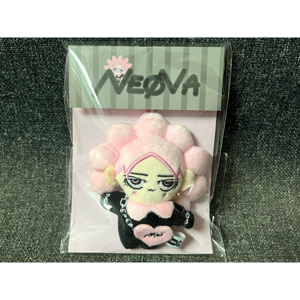 ตุ๊กตา พวงกุญแจ จิ๋ว นีโอน่า NEONA TINY FRIENDS DOLL KEYCHAIN