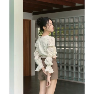 Kokiji - Mochi top เสื้อแขนยาวลายจุดสีครีมอ่อน