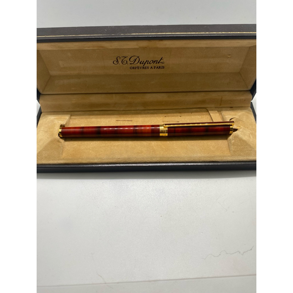 DuPont Classique Laque de chine Rollerball pen