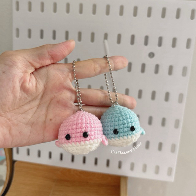 พวงกุญแจน้องวาฬจิ๋ว 🐳 พวงกุญแจไหมพรม |  Whale keychain