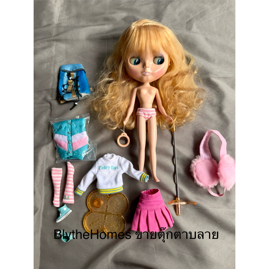 Blythe Neo Silver snow doll