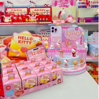 พร้อมส่ง🇹🇭 MTA. Hello Kitty Style Sweetheart Post Series Lying Bean Blind Box（กด12ชิ้น=1box）