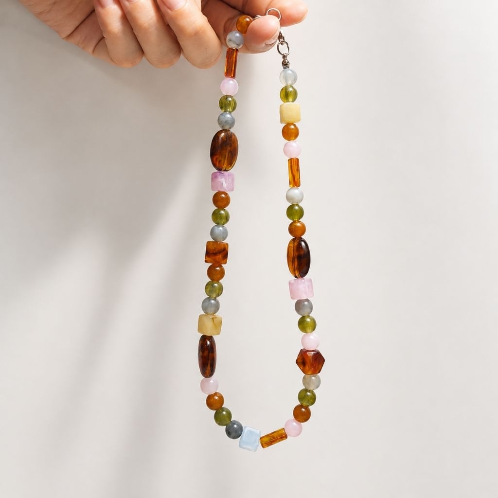 Amber Garden | สร้อยคอลูกปัดอะคริลิค หินเทียม Handmade สไตล์เกาหลี