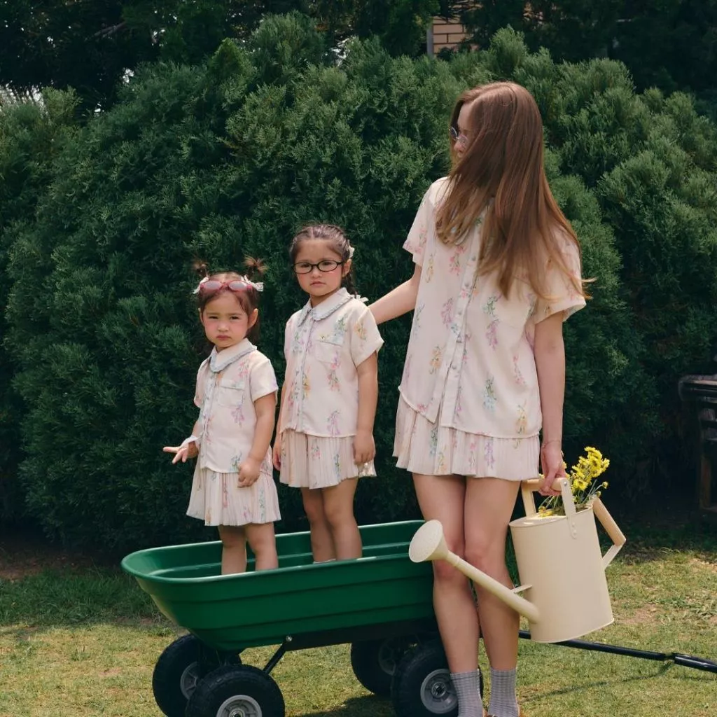 La Mignonne (S-XL) Gracie Leah Set ชุด เซต 2 ชิ้น ใส่เที่ยว งานกระดุมหน้าใช้งานได้จริง กางเกงเป็นแบบอัดพลีทมีกระเป๋า