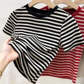เสื้อยืดสีแดงลายทางสไตล์เกาหลี ผ้าคอตตอนคุณภาพดี ใส่สบายไม่ร้อน เหมาะใส่ทุกวัน