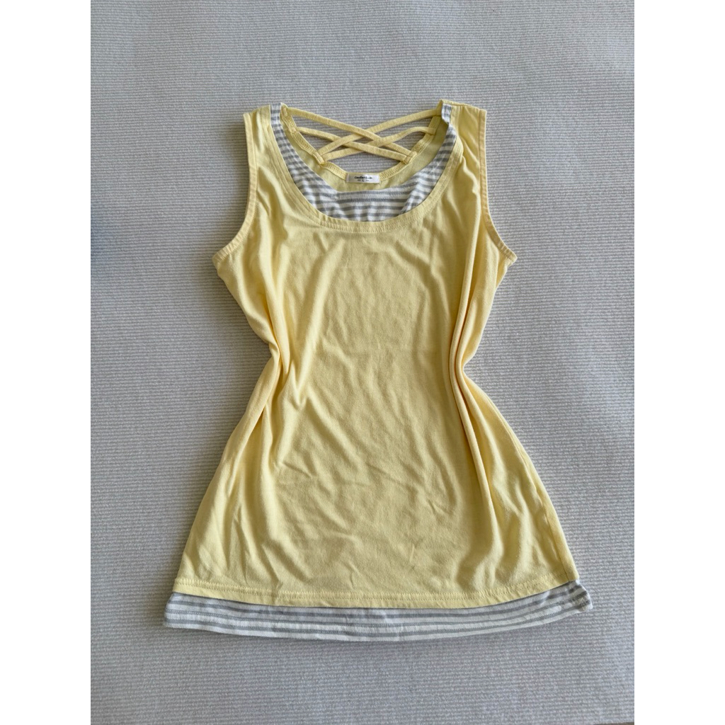 y2k top pastel yellow size L