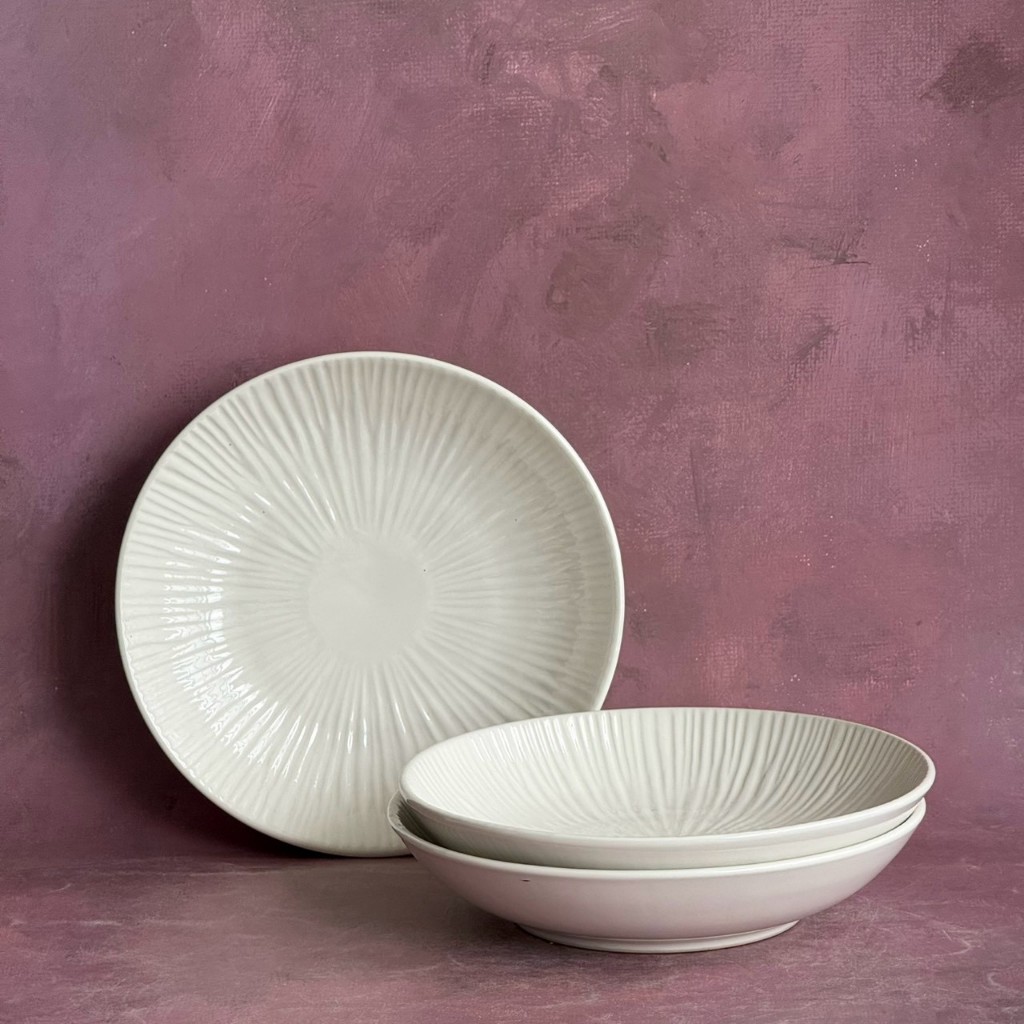 ชามลายริ้ว ชามสลัด Salad Bowl Pasta Bowl เคลือบสีขาวเงา ขนาด 8.5 x 1.75 นิ้ว เข้าไมโครเวฟได้ - AT1CERAMIC