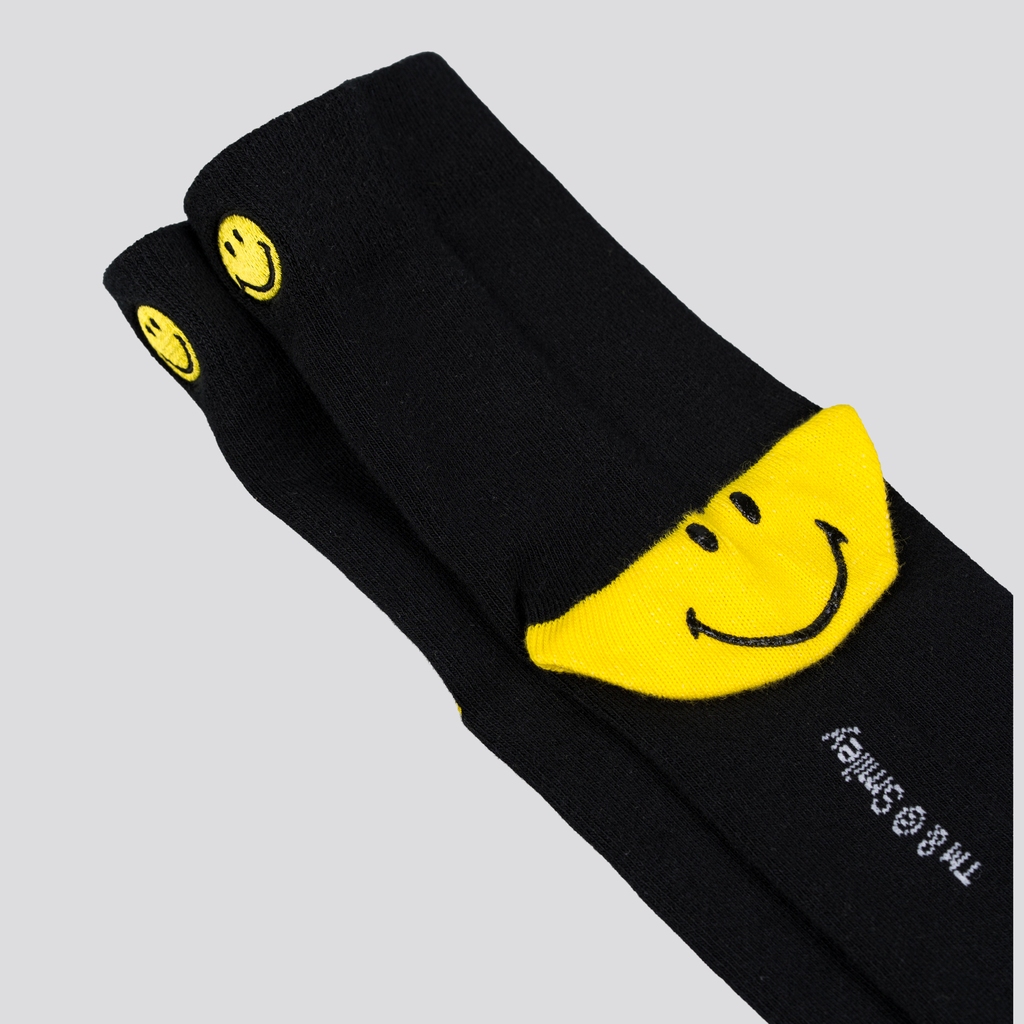 SMILEY® BLACK HEEL CREW SOCKS — صورة 3
