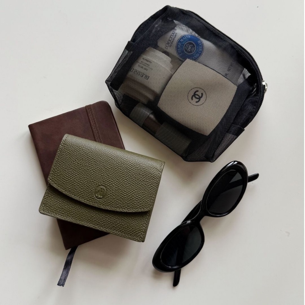 TRIO Card wallet ทรีโอ้Tri-pocket card wallet กระเป๋าบัตรใส่ได้สูงสุด15 ใบ หนังวัวแท้ EPSOM แบรนด์ MONOMEBKK