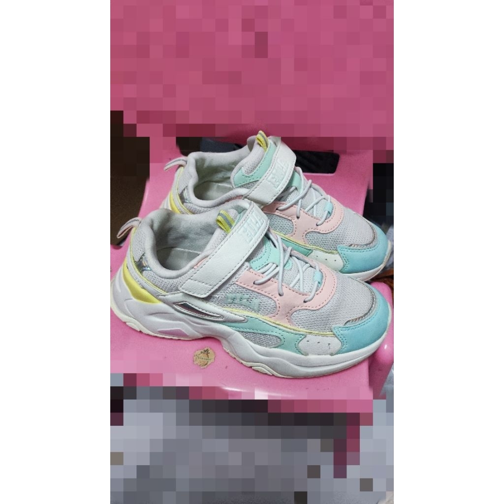 รองเท้าผ้าใบเด็ก FILA รุ่น Ray Flyde KD สีพาสเทล