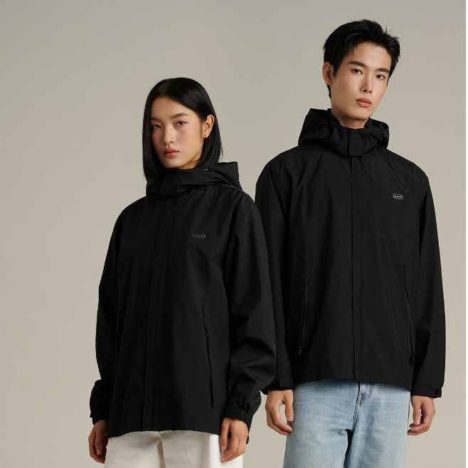Mc JEANS (แม็คยีนส์) เสื้อแจ็คเก็ตแขนยาว Unisex เสื้อแจ็คเก็ต Outdoor มีฮู้ด ทรงเรกูลาร์ มีให้เลือก 2 สี MJCP104