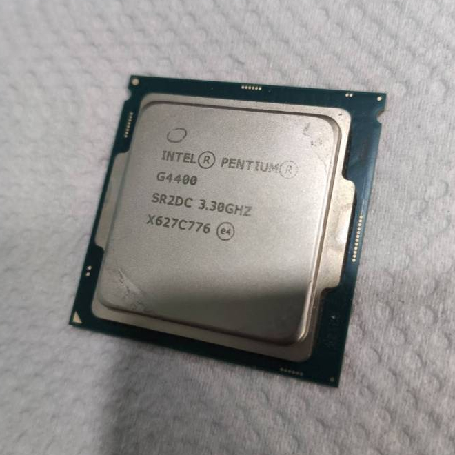 Intel Pentium G4400 (SR2DC) Socket LGA 1151