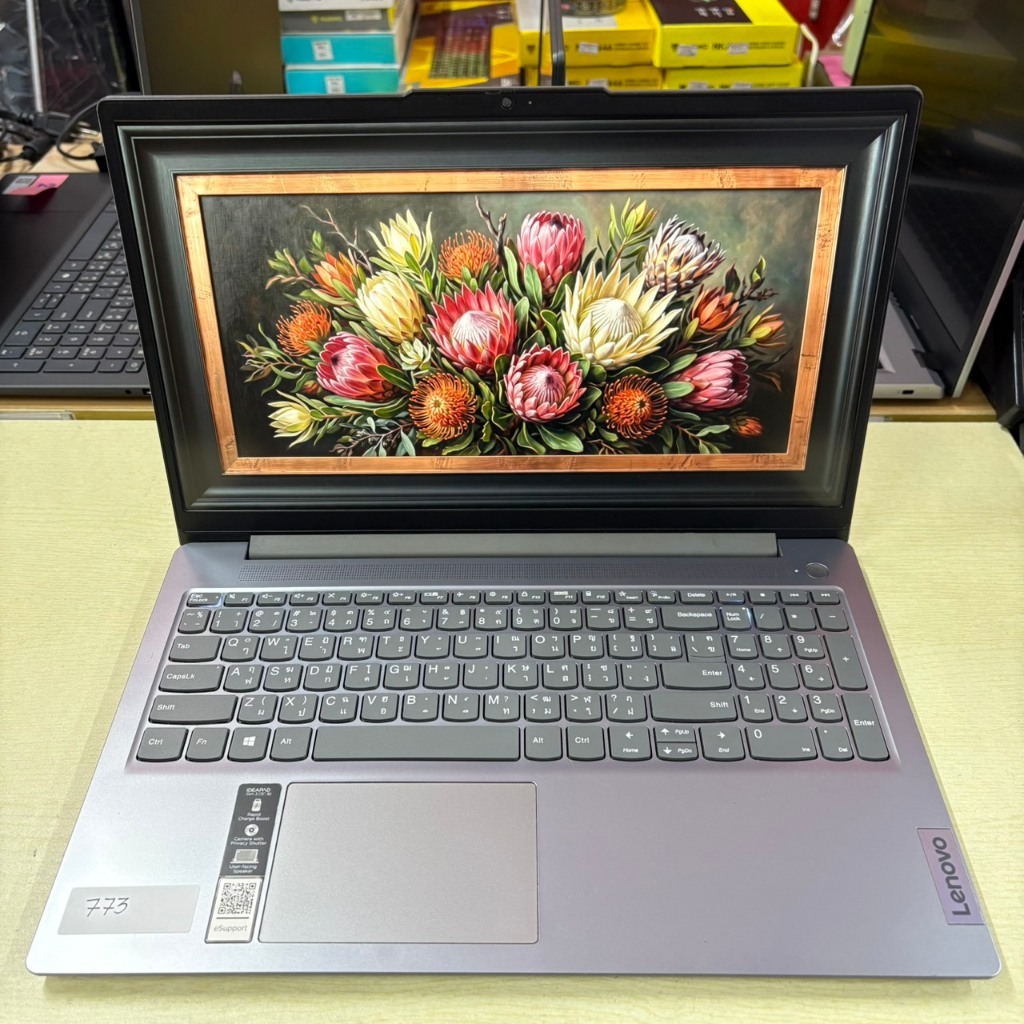 LENOVO  IDEAPAD  SLIM 3  15AMN8 - 82XQ00C2TA  สภาพเครื่องภายนอก  80%  ประสิทธิภาพการทำงาน 100%