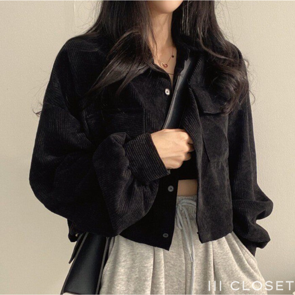 เสื้อครอป III Freesize III LF002 เสื้อครอป คอปก แขนยาว กระดุมหน้า ดีไซน์แขนพอง แต่งกระเป๋าคู่ ผ้าลูกฟูก ใส่สบาย