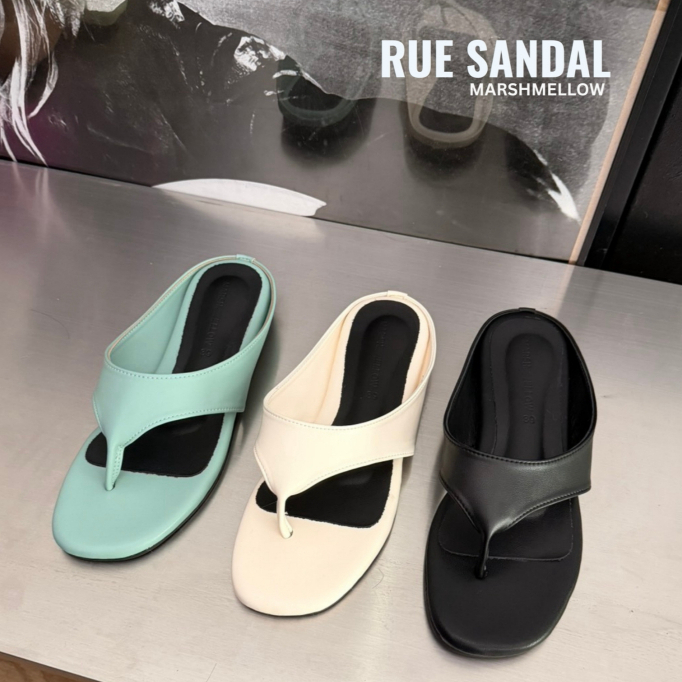 RUE SANDAL - MARSHMELLOW รองเท้าแตะคีบสไตล์ Minimal ดีไซน์เรียบ คลีน ใส่ง่าย แมตช์ได้กับหลายลุค