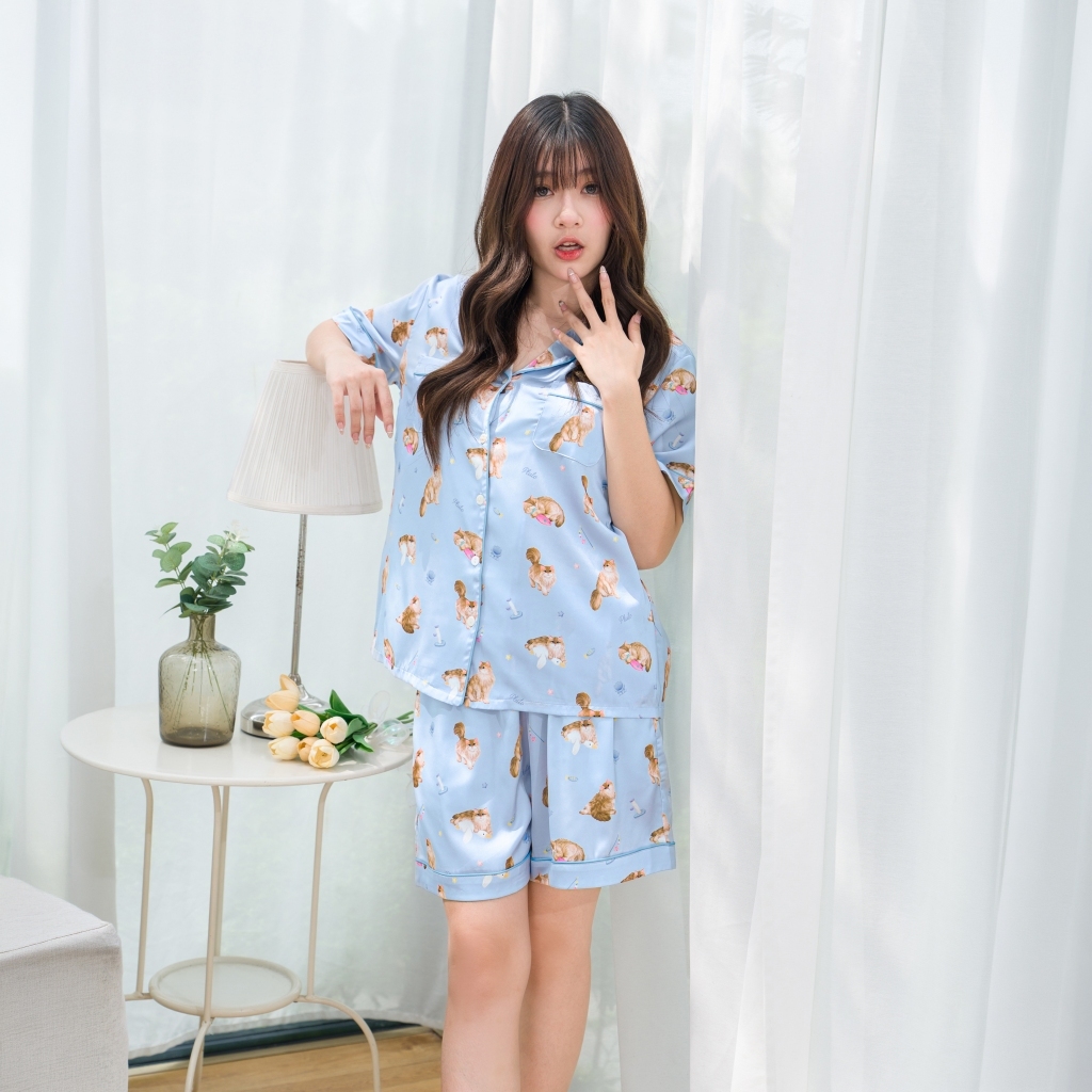 ชุดนอนผู้หญิง LovelyNight x Buaykhem Pluto